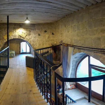 Pigeon Cappadocia Проживание в семье Учисар