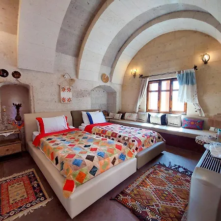 Pigeon Cappadocia * Uchisar