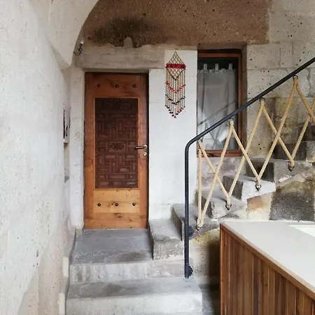 Pigeon Cappadocia 乌奇希萨尔