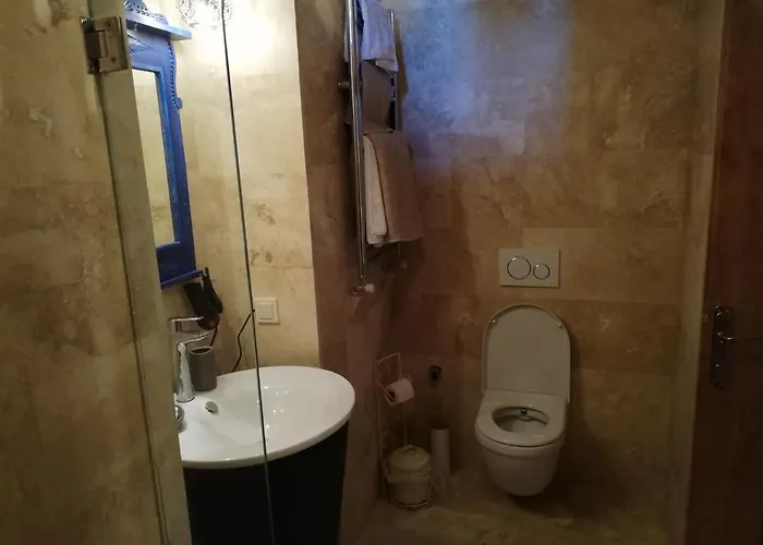 Проживание в семье Pigeon Cappadocia Учисар