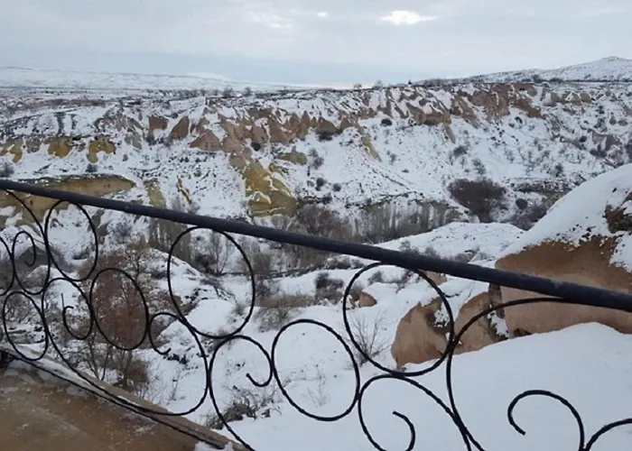 Проживание в семье Pigeon Cappadocia Учисар
