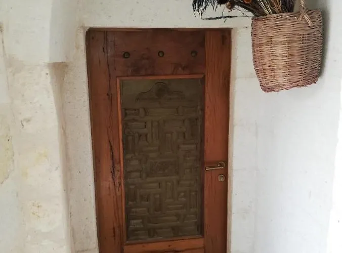 Pigeon Cappadocia Проживание в семье Учисар