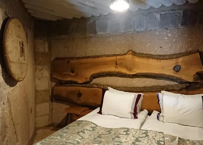 Pigeon Cappadocia Учисар